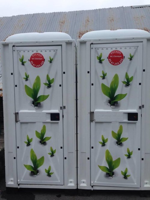 Location de toilettes autonomes mobiles